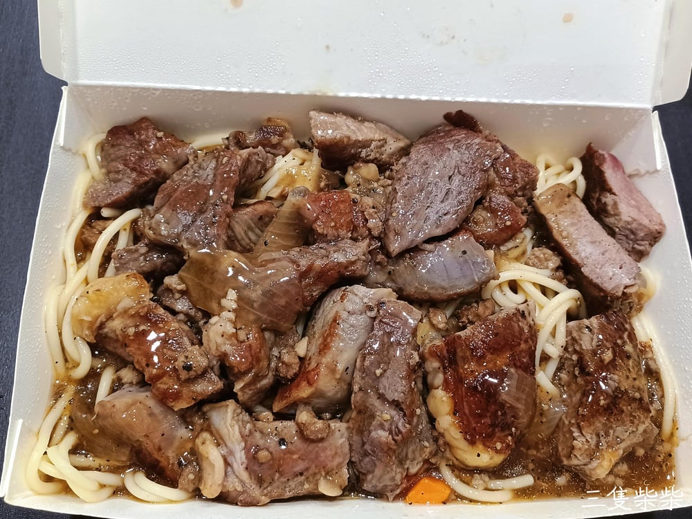 大塊沙朗牛排