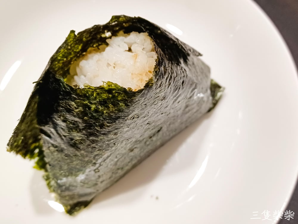 全聯福利中心鮪魚三角飯糰