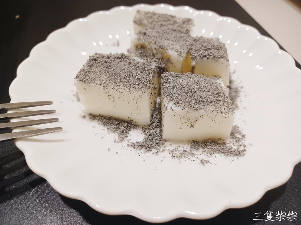 依照喜歡的口味撒上調味